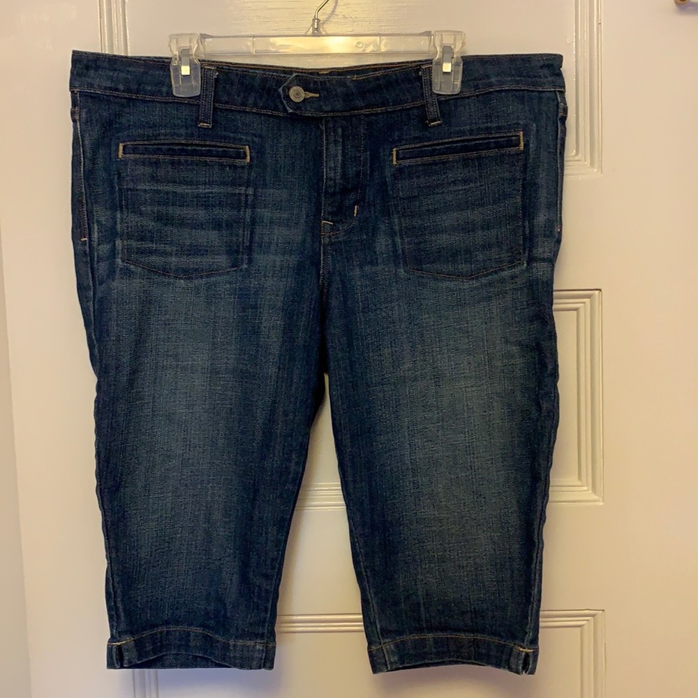 Old Navy the Diva Capri jeans size 16